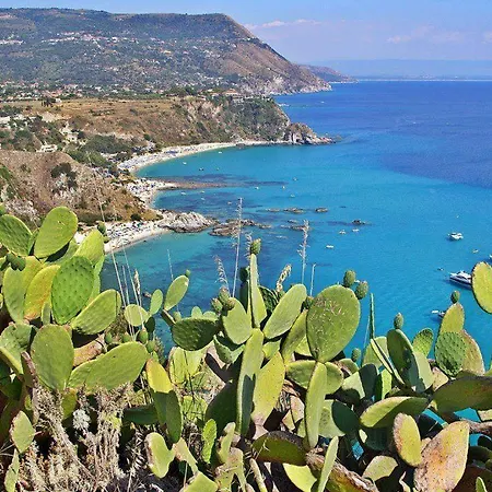 Ferienhaus Rodalu, Indipendente A 300m Dal Mare Con Vista Panoramica! Santa Maria (Vibo Valentia)