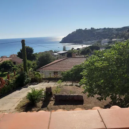 Ferienhaus Rodalu, Indipendente A 300m Dal Mare Con Vista Panoramica!
